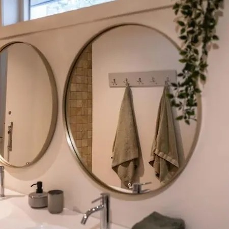 Gezellig Op Het Hippe Zuid Apartamento Antuérpia